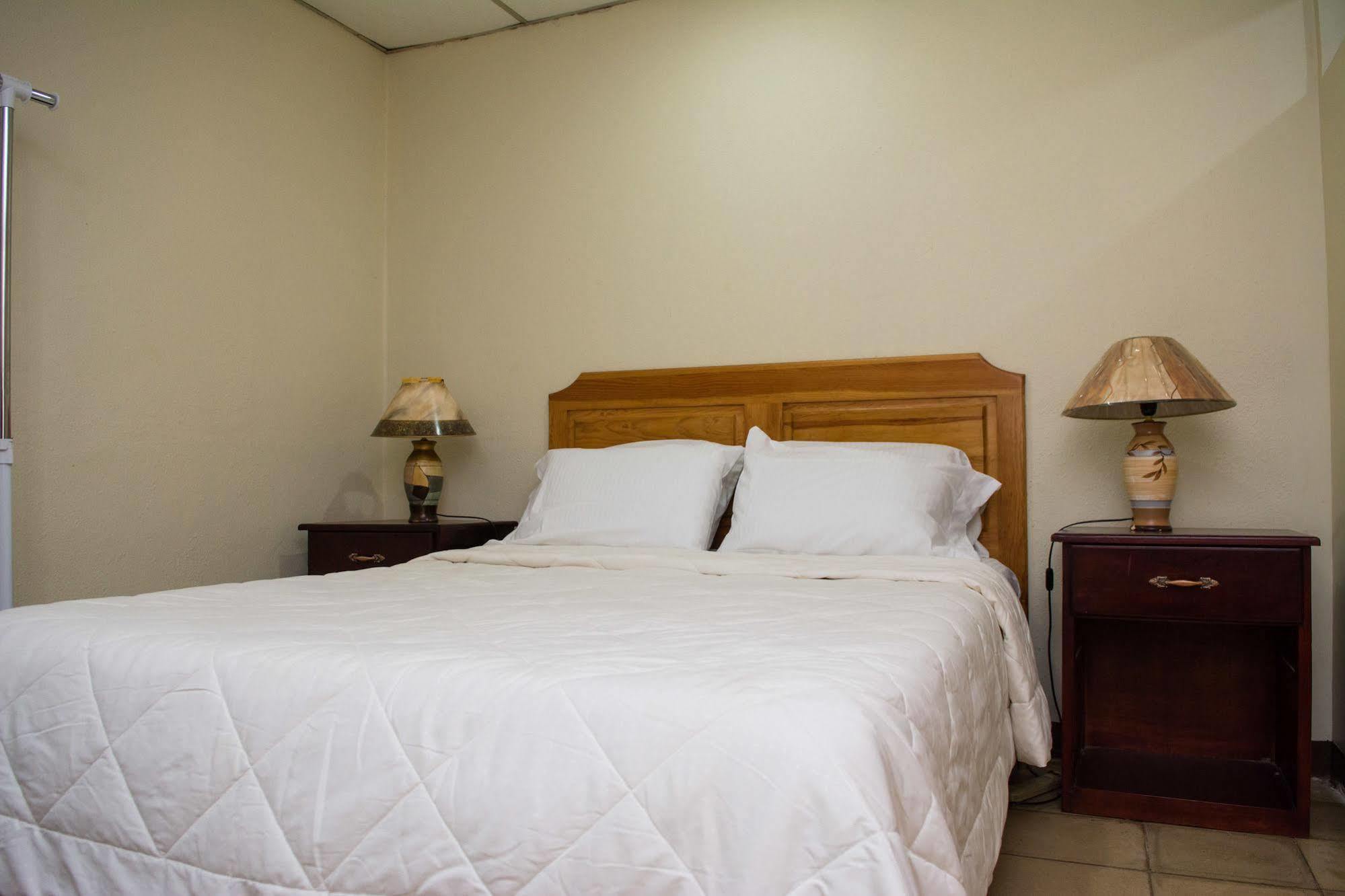 Hostal Casa Los Espinoza Managua Ngoại thất bức ảnh